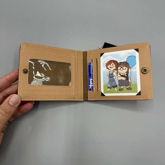 Her Universe Disney Pixar Up Adventure Book Bifold Cardholder Wallet NEW - Picture 3 of 3